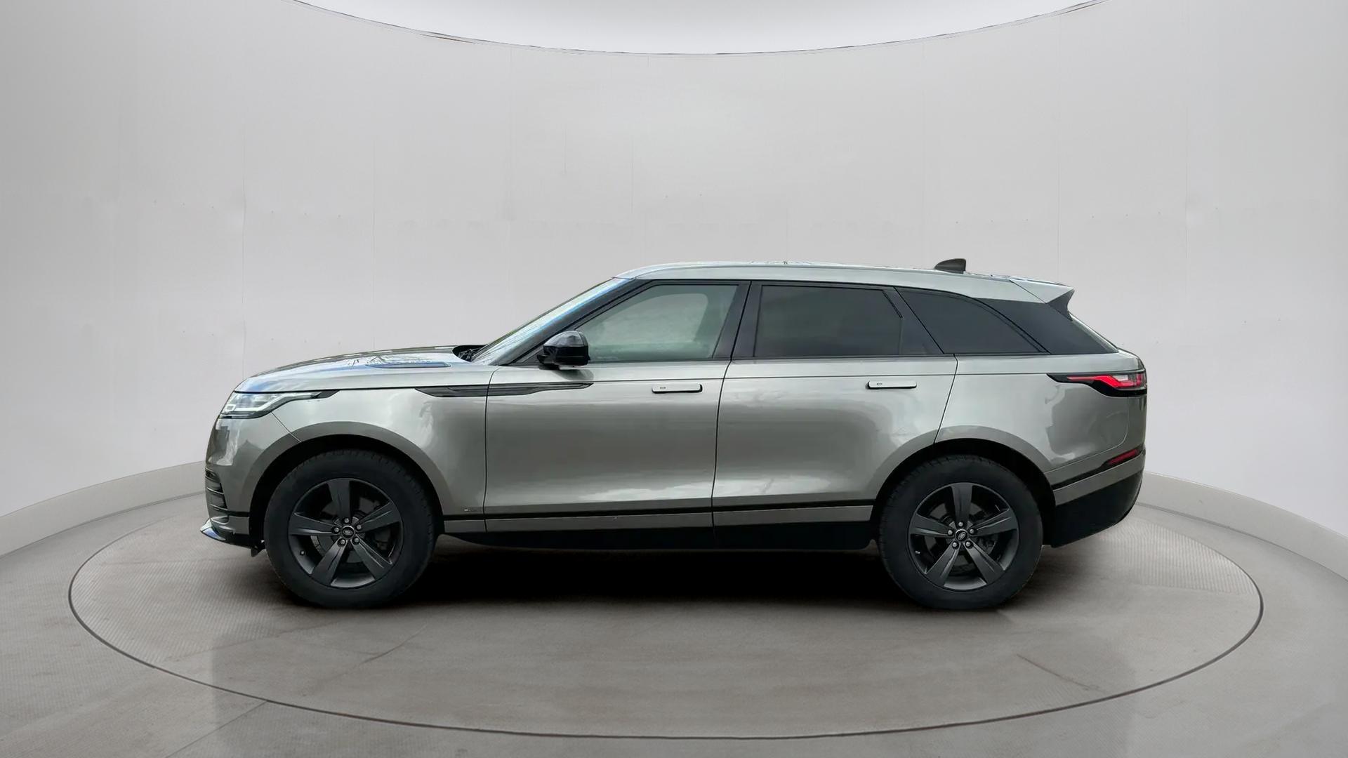 2019 Land Rover Range Rover Velar 2.0L P250 R-Dynamic HSE S - Image 2