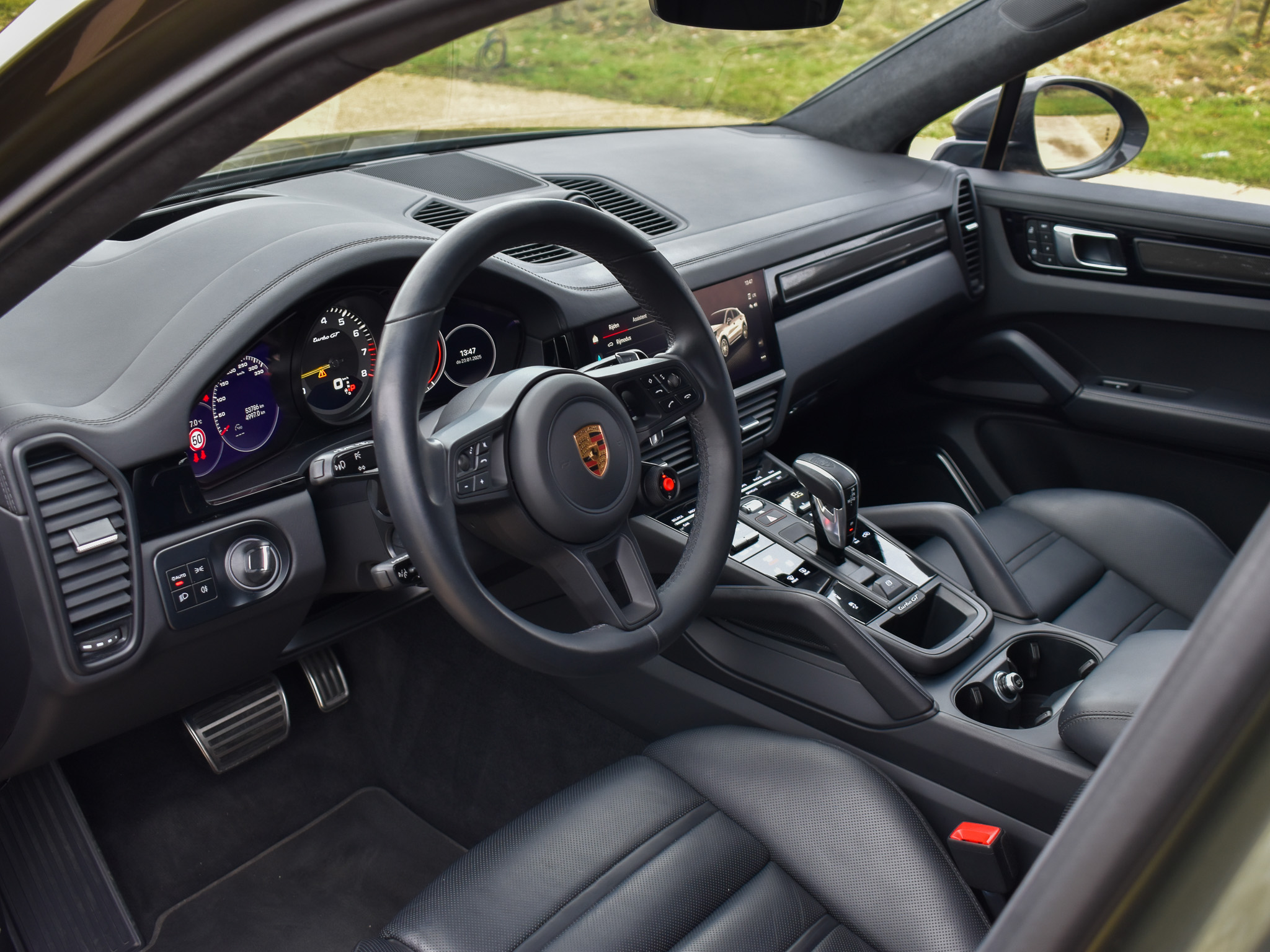 2023 Porsche Cayenne 4.0 Turbo GT FULL - Image 27