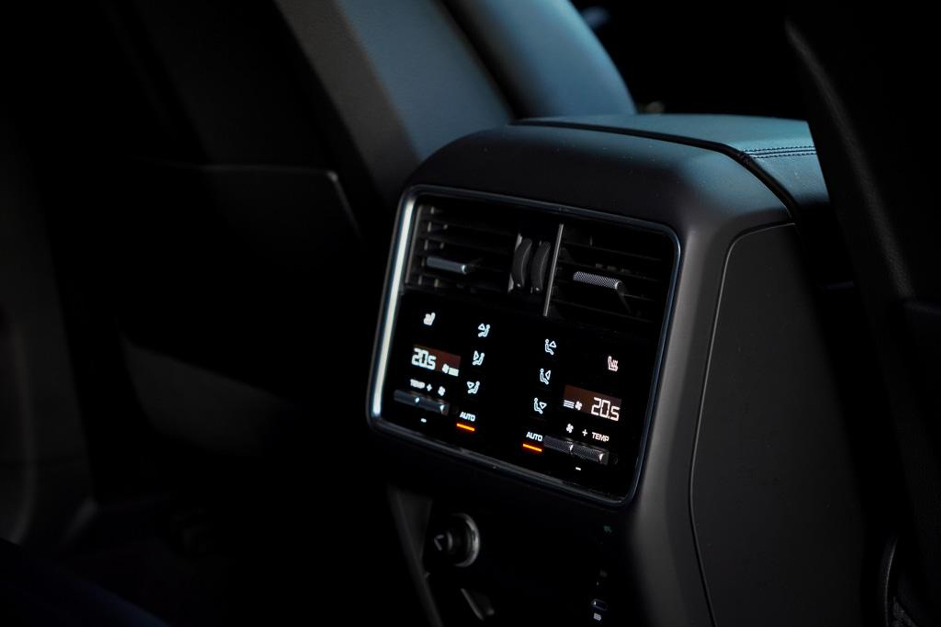 2020 Porsche Cayenne Coupe 2.9 S Carbon Full Option - Image 28