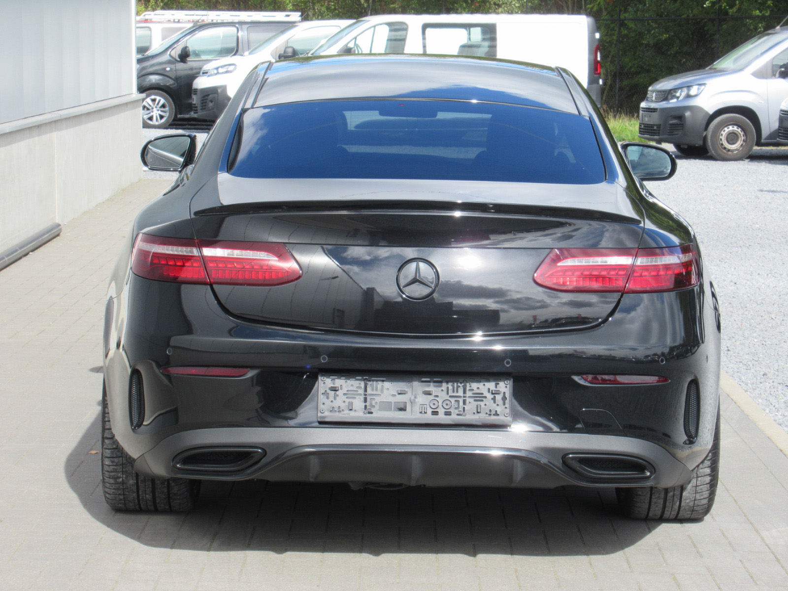 2022 Mercedes-Benz E 220d Coupe AMG Pano Distronic - Image 5
